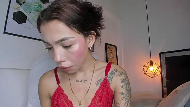 amysc online show from February 13, 11:45 am