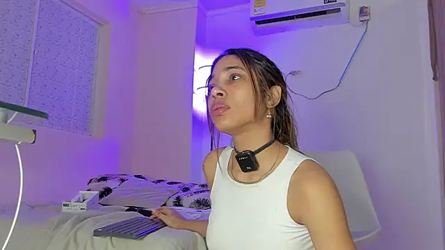 Mari Mendoza online show from January 13, 7:40 pm