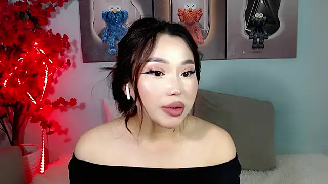 Snapshot of ichiben chatting on October 18, 11:35 am ichiben online show from October 18, 11:35 am