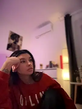 Wet Aarya  online show from October 5, 5:40 pm