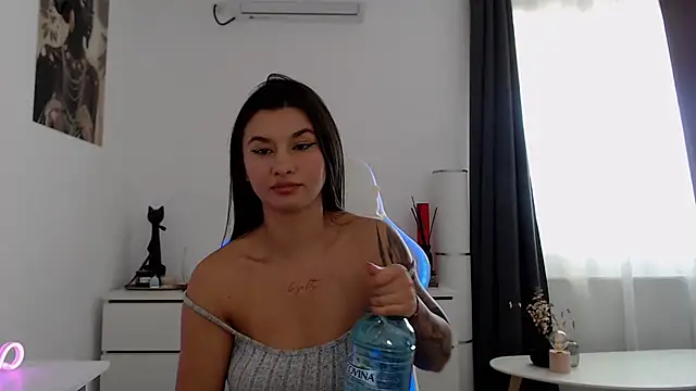 Wet Aarya  online show from September 19, 12:37 pm