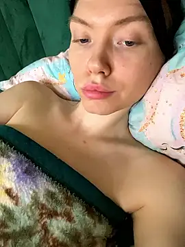 Lisaaa Alisa online show from January 10, 10:20 am