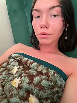 Lisaaa Alisa online show from April 9, 6:19 am