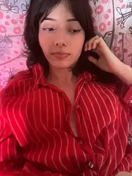 LiliJones  online show from February 17, 5:23 pm