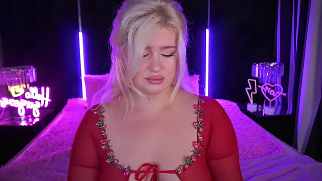 CocoSecretss online show from October 10, 6:40 am