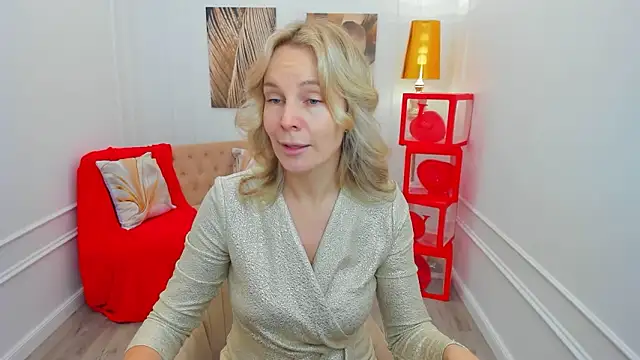 Sinty Devis online show from February 15, 4:37 am