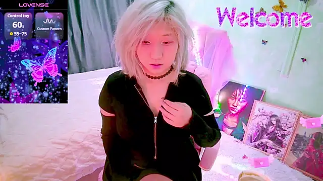 Akemilun online show from March 11, 5:26 pm