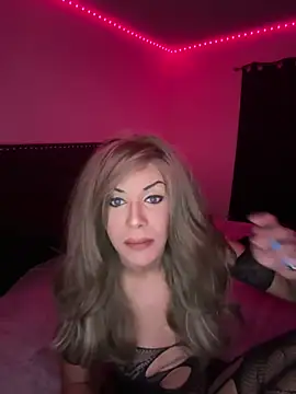 thehottiets online show from March 29, 7:18 am