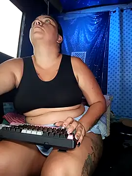 Horny kaylee online show from April 11, 11:08 pm