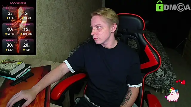 Alexis Gordon online show from October 2, 9:20 pm