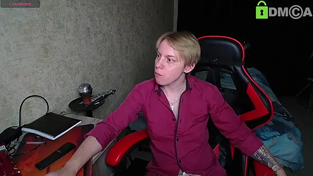 Alexis Gordon online show from October 19, 7:27 pm