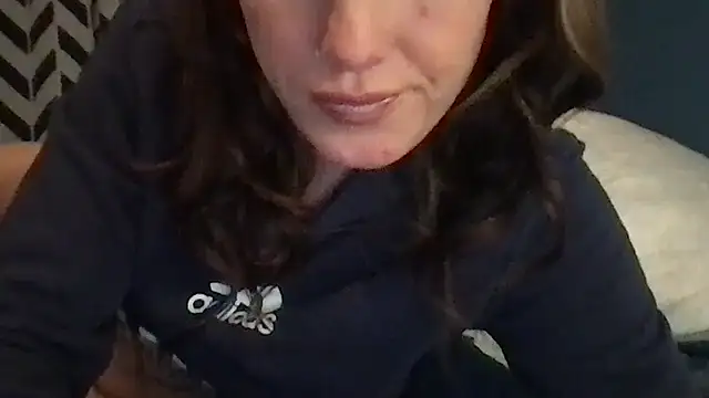 kittycatkendra online show from November 12, 11:47 pm