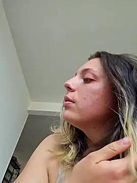 Enyeld ruru online show from November 8, 7:08 pm