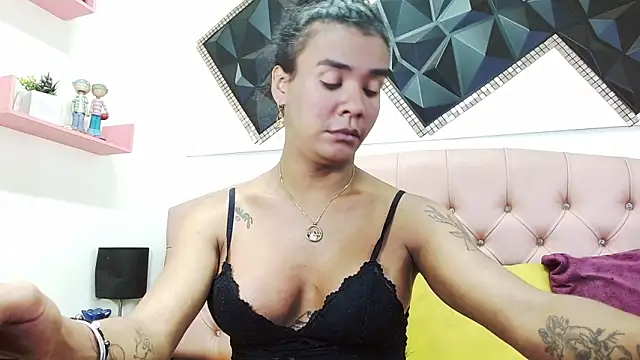 andrea safeira doll online show from April 13, 3:02 pm