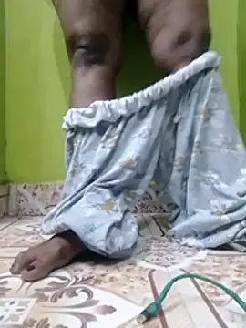 Tamilpriya47 online show from October 21, 6:23 pm