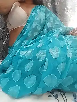Cute Rosyy online show from July 16, 12:32 pm