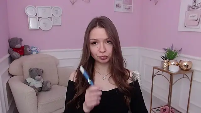 LucySkilar online show from December 22, 5:54 am