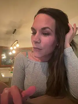 Lady Knaller online show from March 12, 9:28 pm