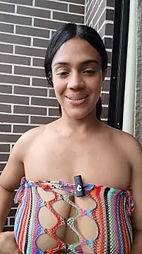 Deisy Torres online show from April 15, 8:20 pm