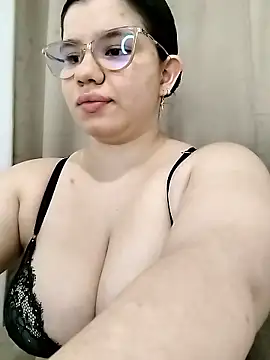 Danzel1105 online show from January 17, 11:12 pm