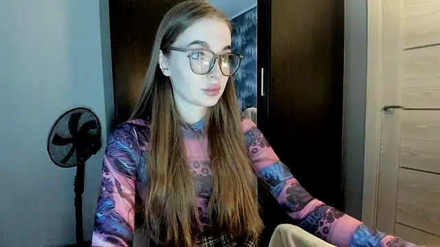 LissaCain online show from February 27, 2:44 am