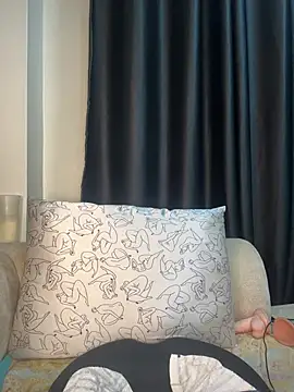 Bella kiki online show from June 20, 6:44 pm