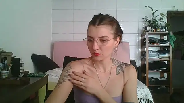 SweetyBabyDemon online show from October 4, 2:32 pm