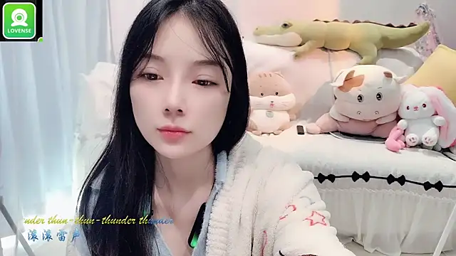 AKiKi711 online show from October 22, 5:12 am