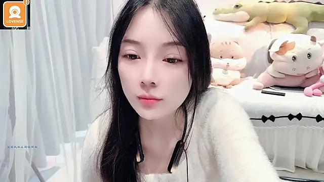 Snapshot of AKiKi711 chatting on October 20, 5:10 am AKiKi711 online show from October 20, 5:10 am