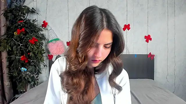 Milana Crystal  online show from February 4, 7:44 am