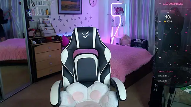 Sidney blush online show from September 27, 8:21 am