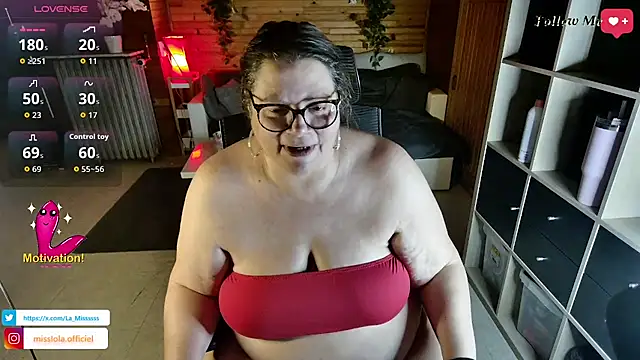 Lola-squirt online show from May 26, 9:25 pm