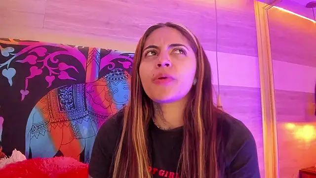 Cori Paige online show from April 8, 4:25 am