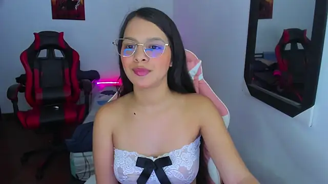 jessi and boy online show from December 19, 12:04 am