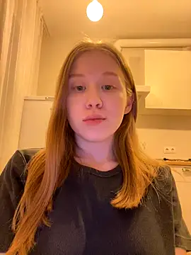 Eva Weyne online show from December 13, 9:43 pm