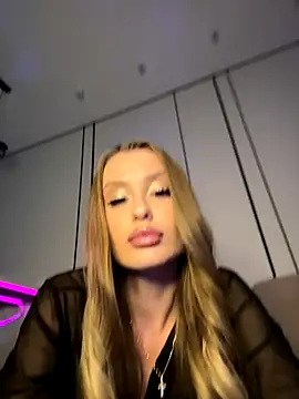 Sweet  Milly online show from October 22, 4:01 pm