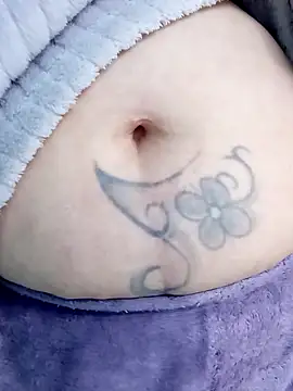 irinamaux online show from March 31, 5:40 am