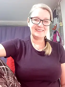 irinamaux online show from March 1, 12:05 pm