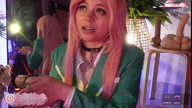 loIijanne online show from May 29, 2:09 am