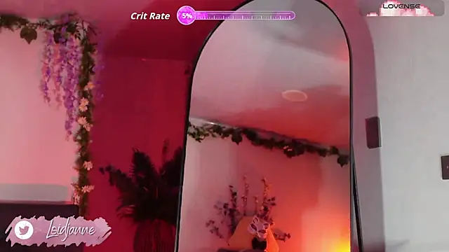 loIijanne online show from November 29, 12:47 am