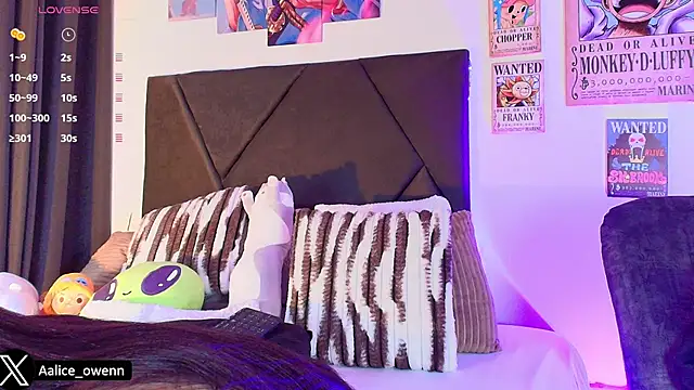 Aliceowenn online show from February 20, 12:09 am