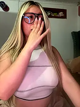 CristalGmez online show from November 21, 3:41 am