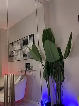 SecretSienna online show from March 8, 2:04 am