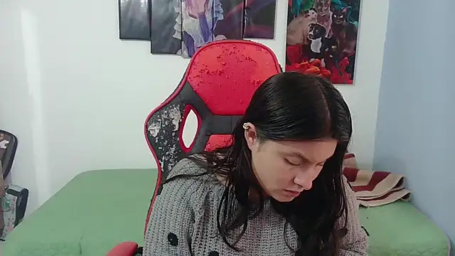 jessica gomez online show from November 18, 10:11 pm