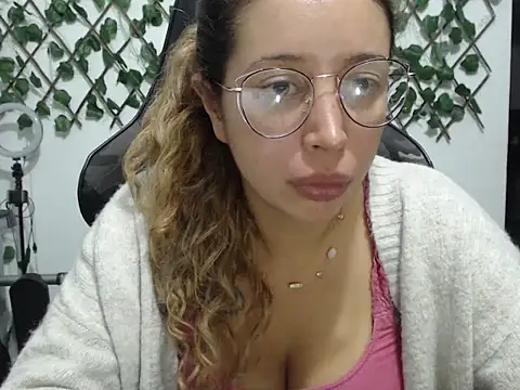 jeiana4u online show from May 7, 3:22 am
