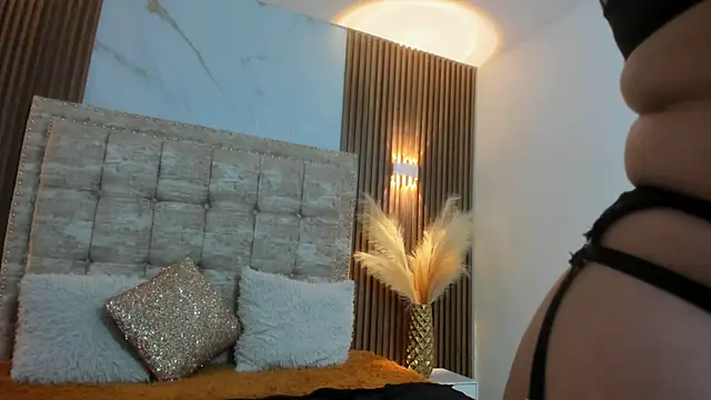 ada mclaine online show from September 13, 12:24 pm