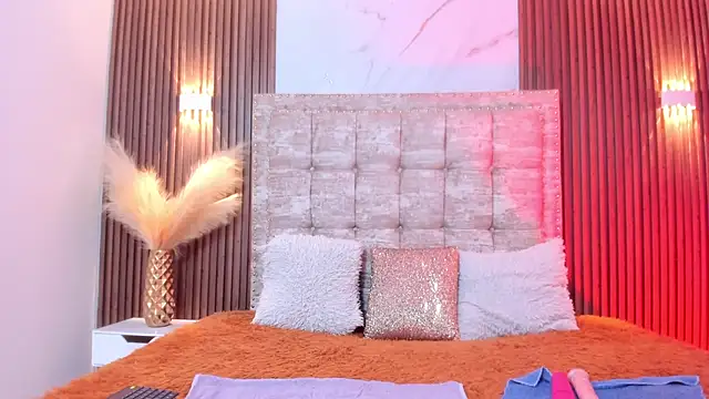 ada mclaine online show from October 20, 11:57 am