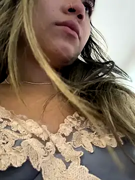 Snapshot of Mila_Morgan chatting on October 17, 3:15 pm Mila Morgan online show from October 17, 3:15 pm
