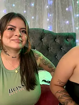 Chloe  and  Ivana  xxx online show from November 7, 9:09 pm