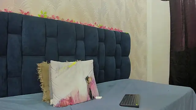 Ammy Connor1 online show from February 27, 9:25 pm